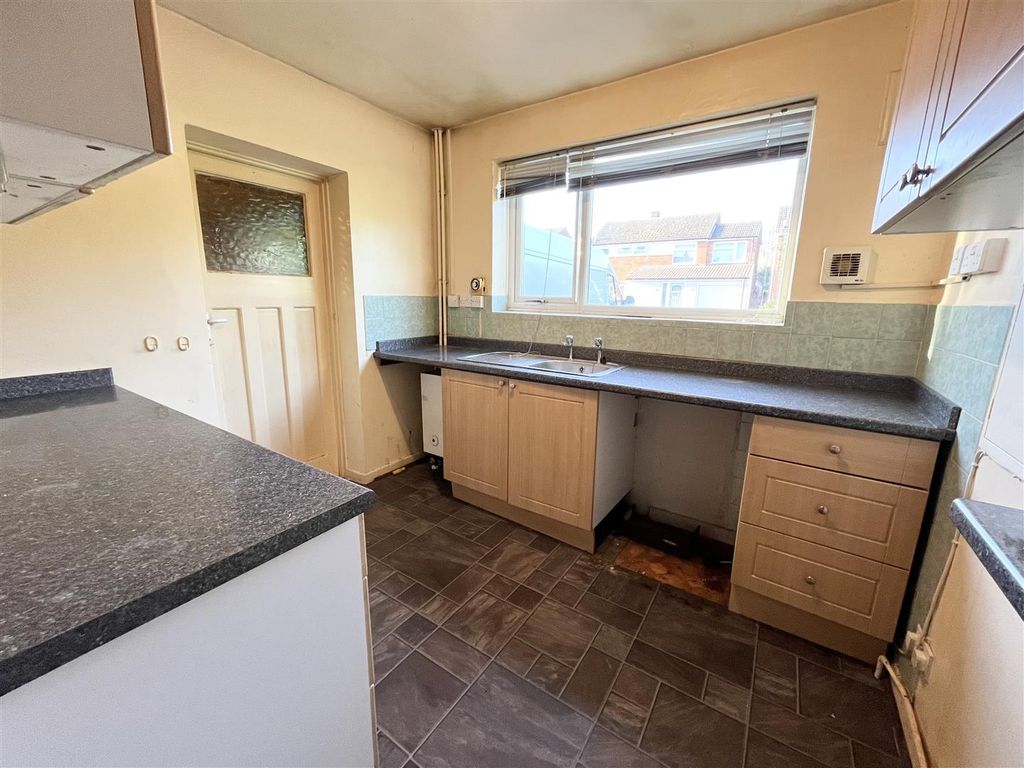 1 bed semi-detached bungalow for sale in Linden Farm Drive, Countesthorpe, Leicester LE8, £179,950