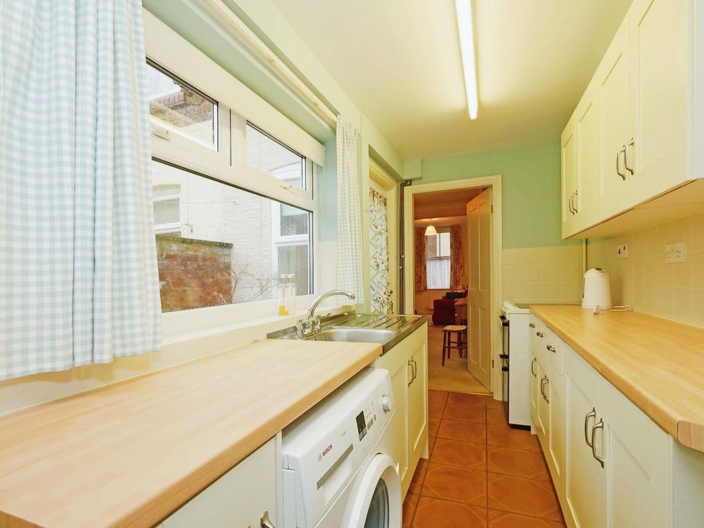 2 bed terraced house for sale in Diamond Street, York YO31, £240,000