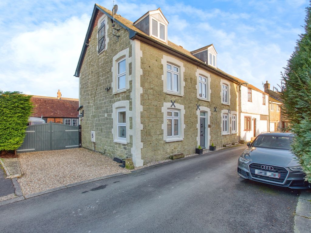 4 bed detached house for sale in Haimes Lane, Shaftesbury SP7, £680,000