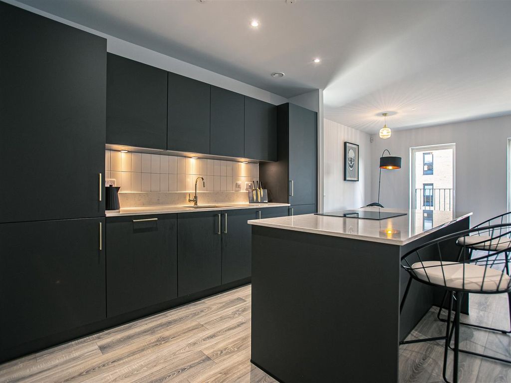 2 bed flat for sale in South Carron Wynd, Edinburgh EH6, £325,000