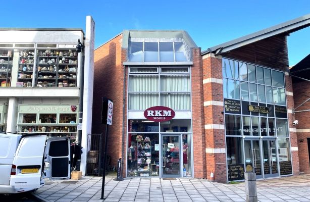 Retail premises for sale in 4A The Quadrant, Roushill, Shrewsbury, Shropshire SY1, £140,000