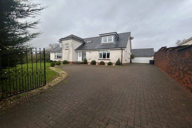 5 bed detached house to rent in Barrhill Crescent, Johnstone PA10, £2,750 pcm