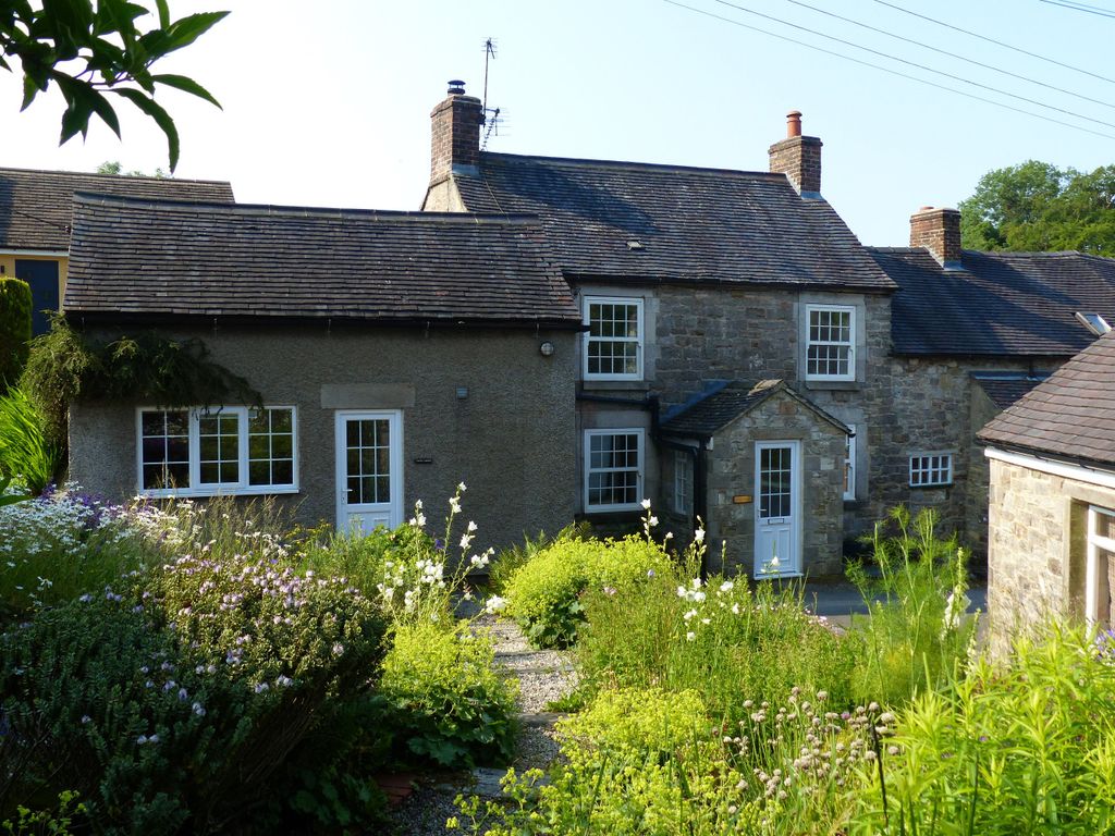 2 bed property to rent in Tom's Lodge, Chapel Lane, Kniveton DE6, £850 pcm