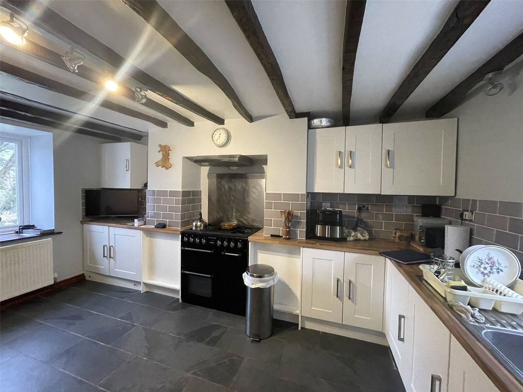 3 bed detached house for sale in Machynlleth, Powys SY20, £300,000