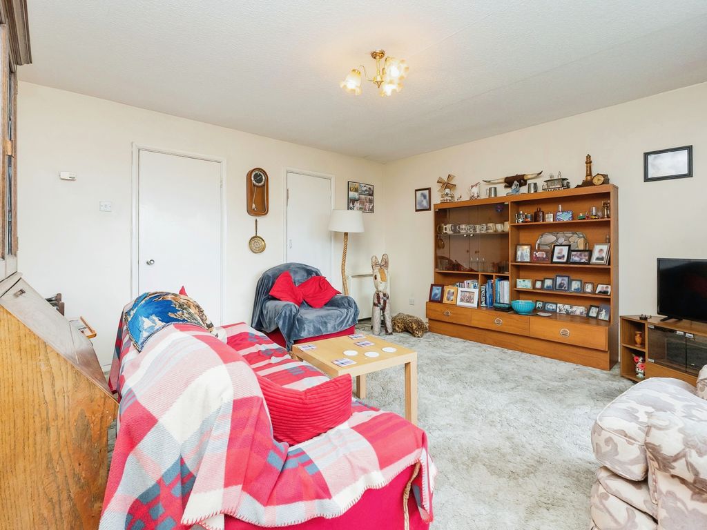 2 bed flat for sale in Allison Road, Brislington, Bristol BS4, £200,000