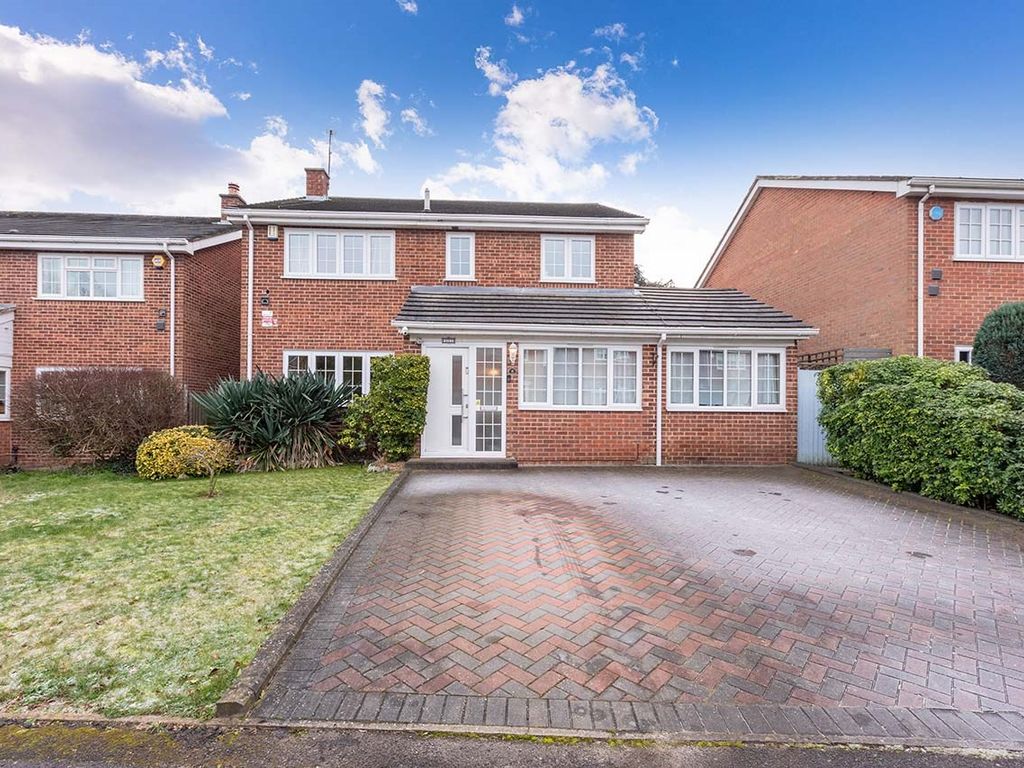 4 bed detached house for sale in Bray Court, Maidenhead SL6, £899,950