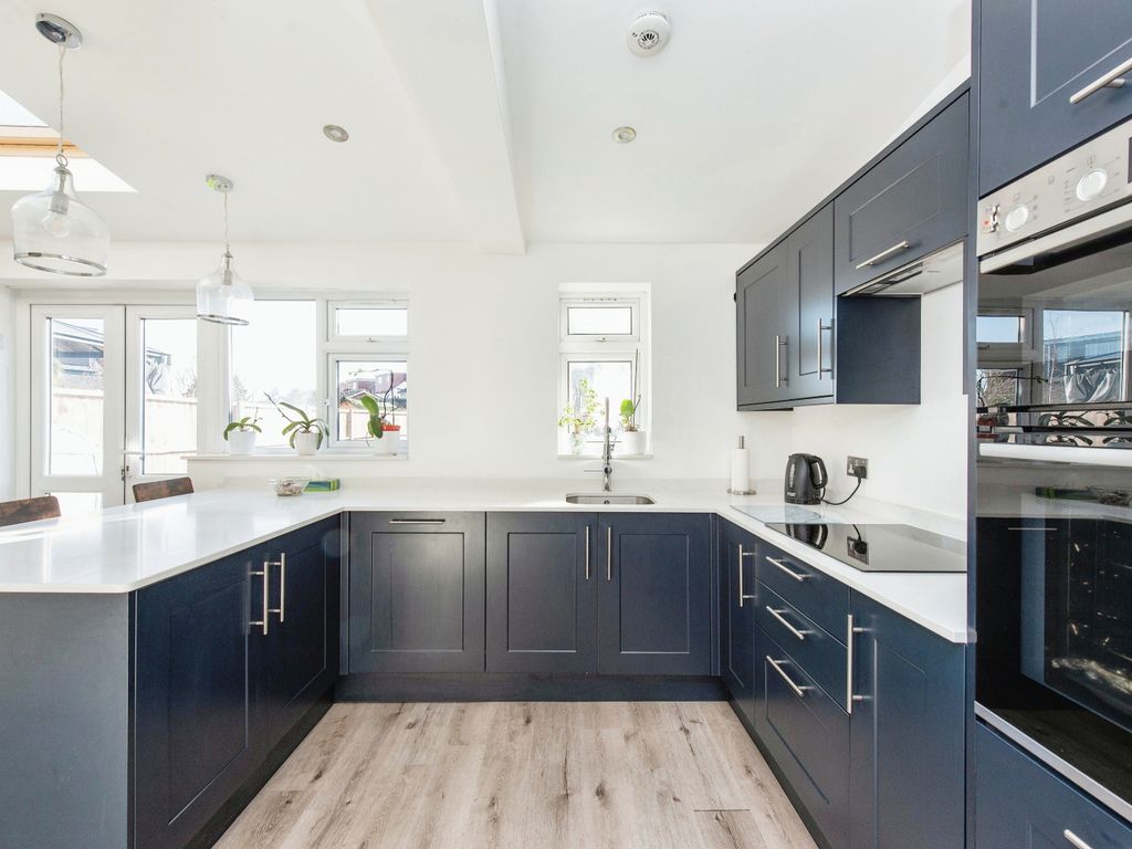 3 bed terraced house for sale in Ellerdine Road, Hounslow TW3, £595,000