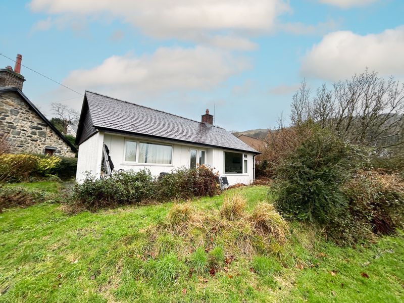 2 bed detached bungalow for sale in Rowen, Conwy LL32, £265,000