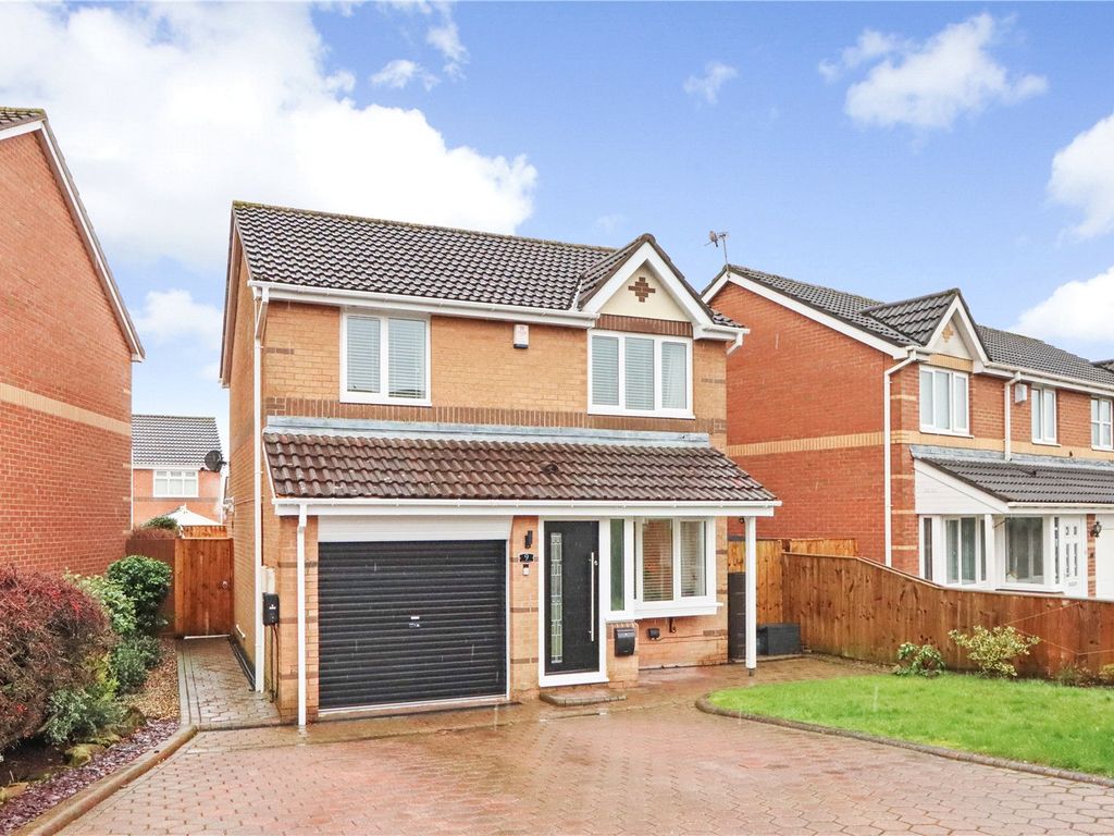 3 bed detached house for sale in Berrington Drive, Newcastle Upon Tyne NE5, £240,000