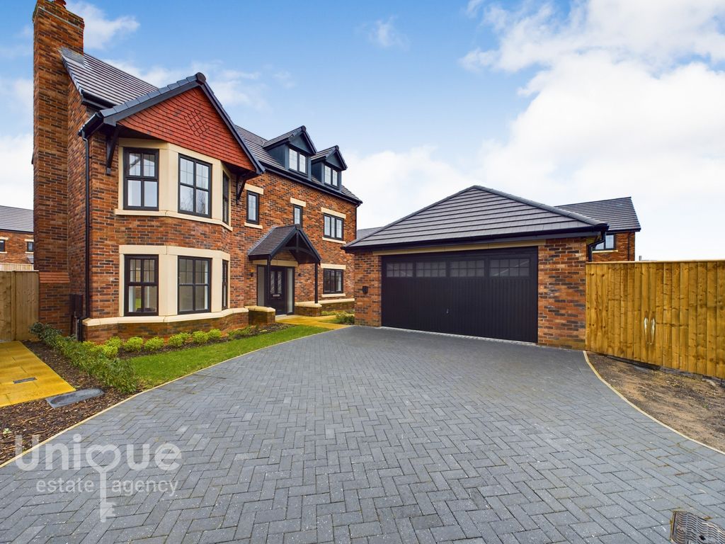 New home, 5 bed detached house for sale in Spout Lane, Preston PR3, £559,950