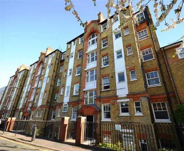 1 bed flat to rent in Chiswick Road, London W4, £1,499 pcm