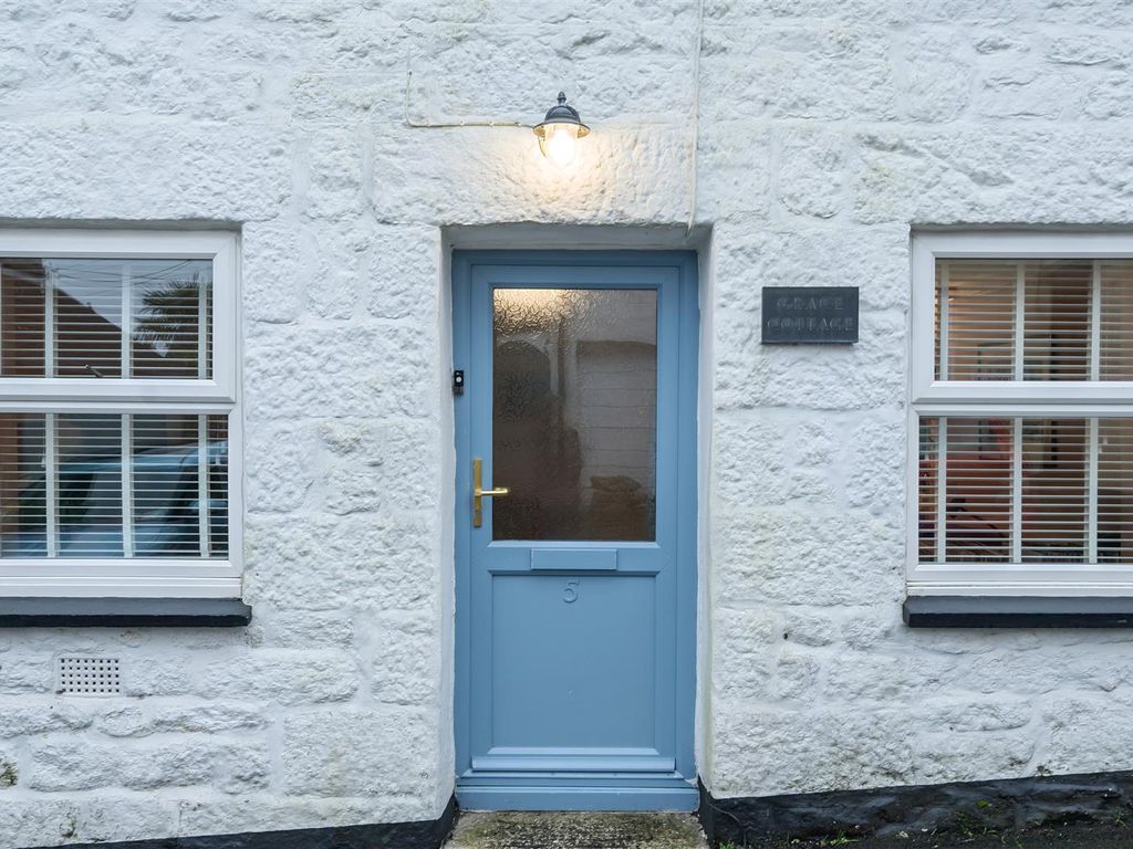 2 bed cottage for sale in Church Square, Constantine, Falmouth TR11, £335,000