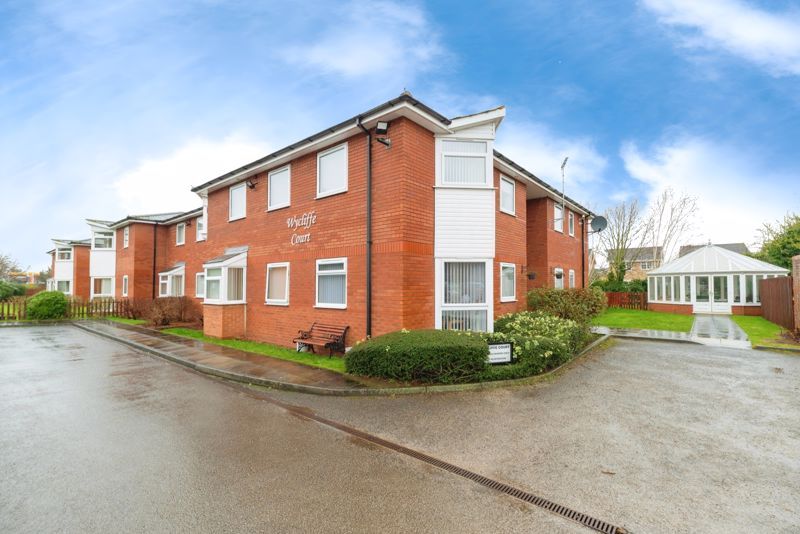 1 bed flat for sale in Wycliffe Court, Yarm TS15, £85,000