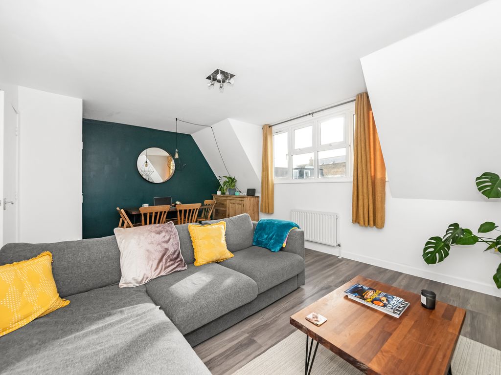 2 bed flat for sale in Paxton Place, West Norwood SE27, £335,000