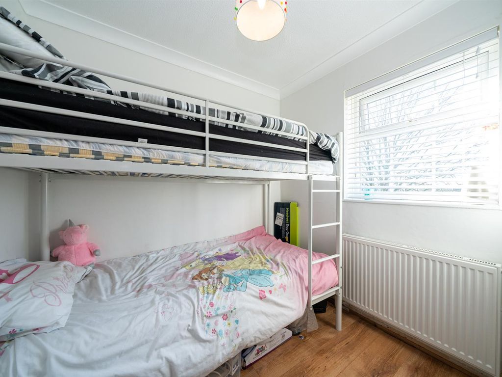 3 bed property for sale in Northend, Hemel Hempstead HP3, £410,000