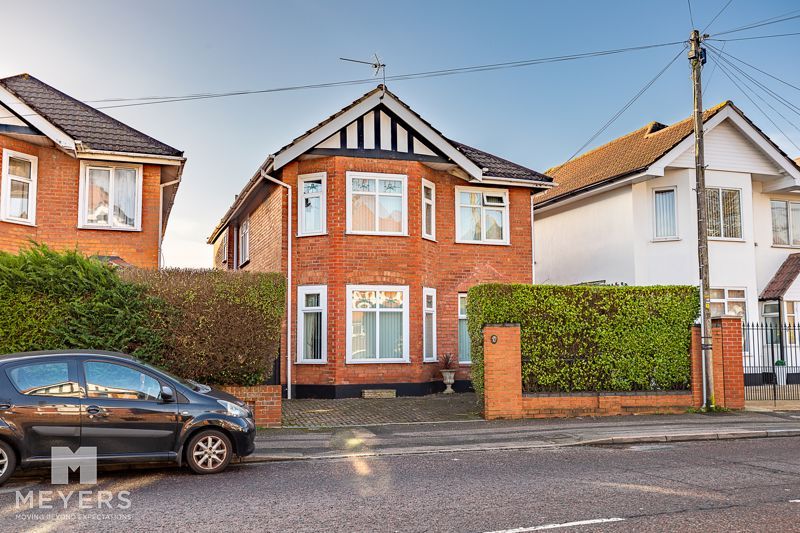 4 bed detached house for sale in Richmond Park Road, Bournemouth BH8, £500,000
