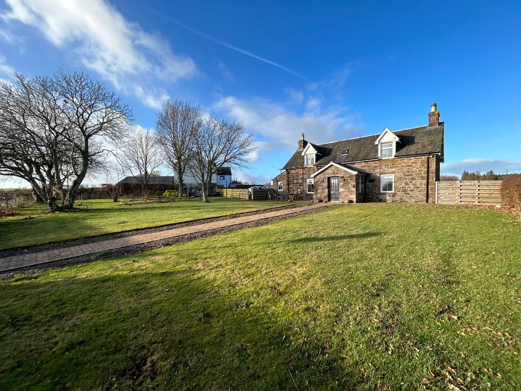 3 bed detached house for sale in Burrelton, Blairgowrie PH13, £525,000