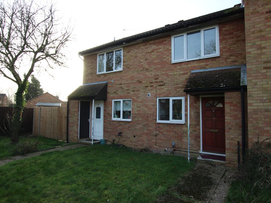 2 bed terraced house to rent in Bagot Place, Cambridge CB4, £1,300 pcm