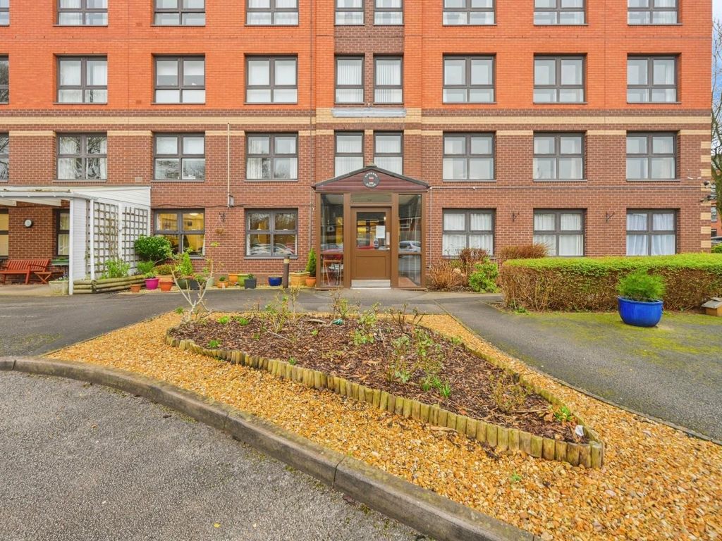1 bed flat for sale in Lower Sandford Street, Lichfield WS13, £110,000
