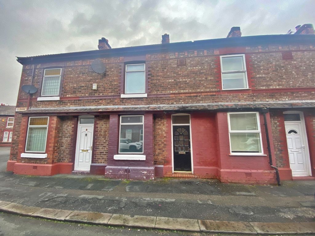 2 bed terraced house for sale in Oldham Street, Warrington WA4, £120,000