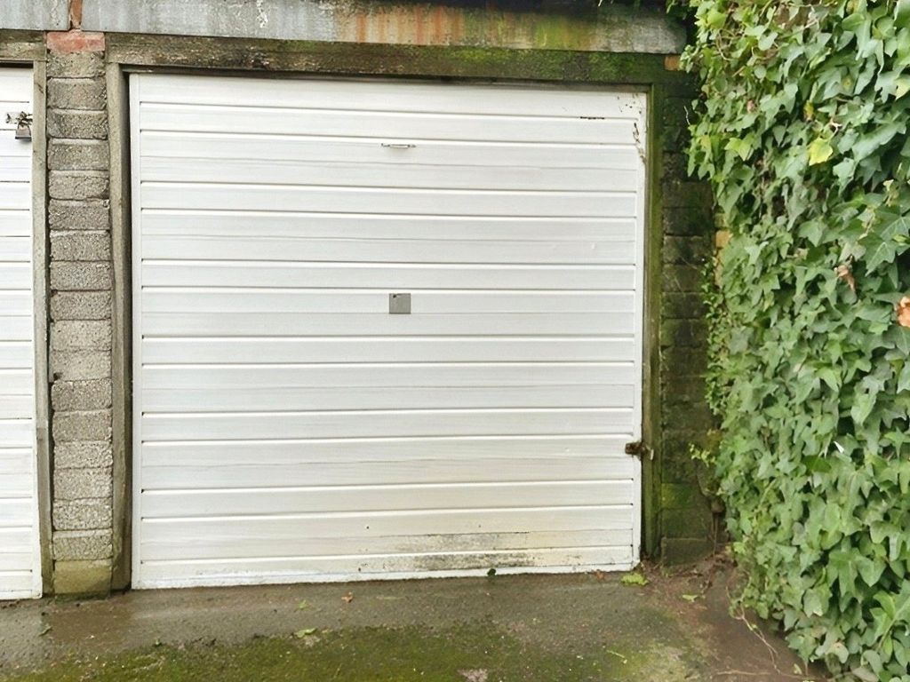 Parking/garage for sale in Gloster Road, Barnstaple EX32, £20,000