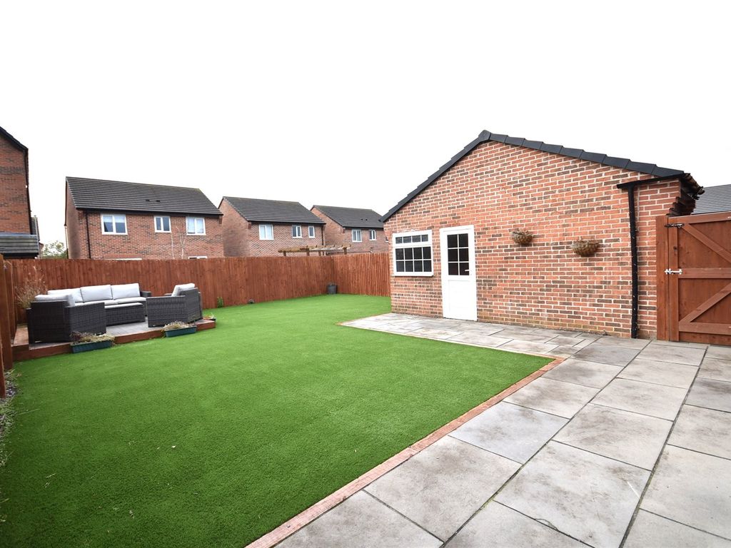 3 bed detached house for sale in Waterways Avenue, Macclesfield SK11, £379,950