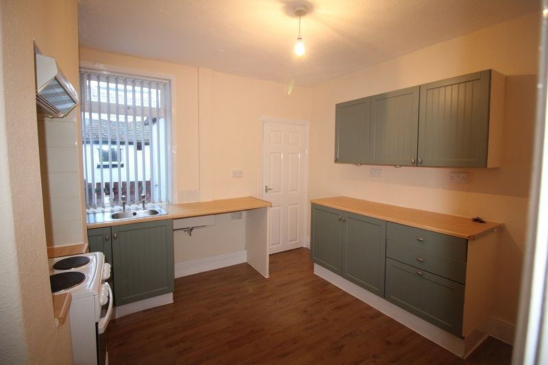 2 bed terraced house to rent in Nantwich, Cheshire CW5, £695 pcm