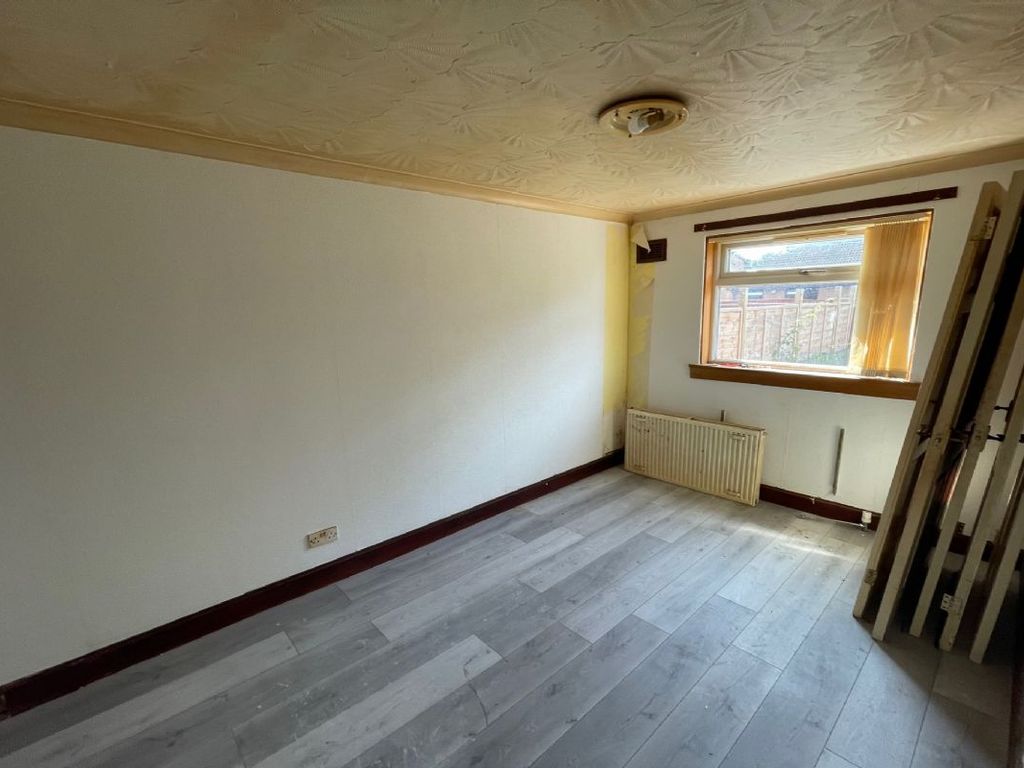 1 bed flat for sale in 109, Bellshill Road, Motherwell ML13Sj ML1, £50,000