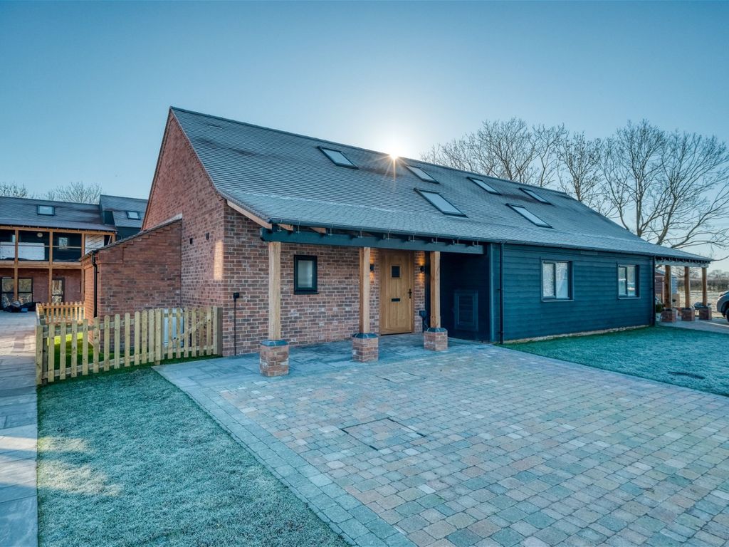 New home, 2 bed semi-detached bungalow for sale in Lion & Lamb Stables, Droitwich Road, Bradley Green B96, £450,000