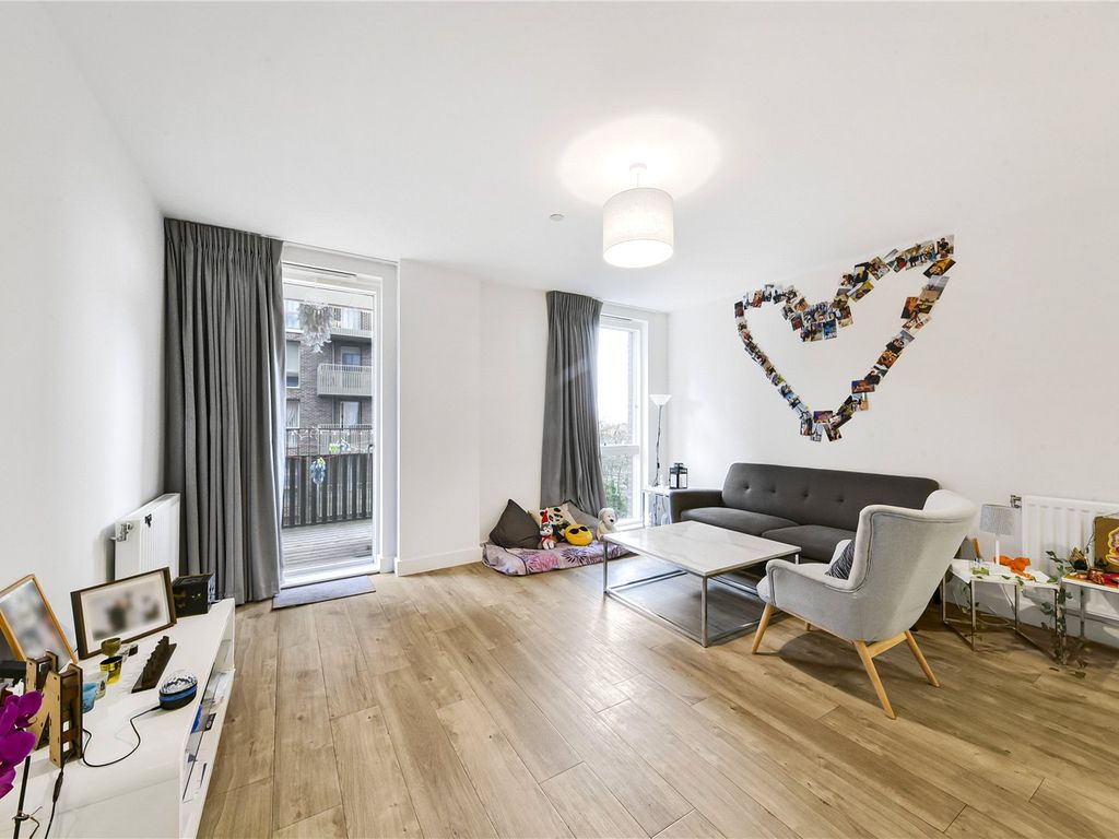 1 bed flat for sale in Chesterton House, Harrow On The Hill HA1, £345,000