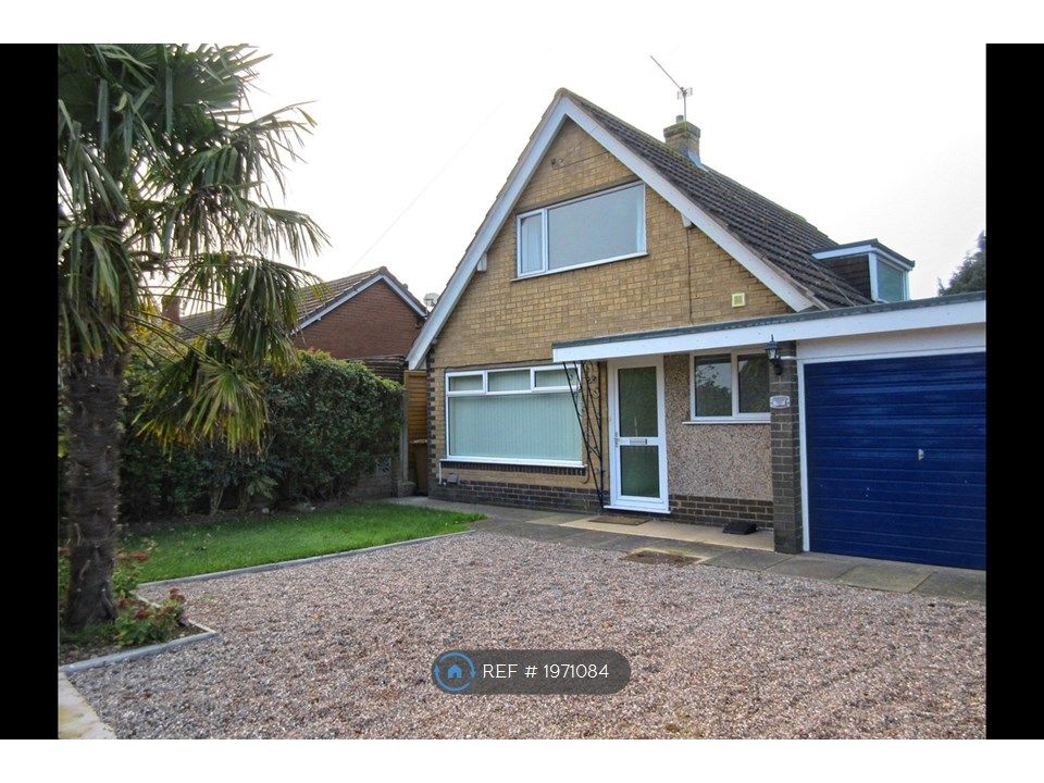 3 bed detached house to rent in Greenfields Avenue, Nantwich CW2, £975 pcm