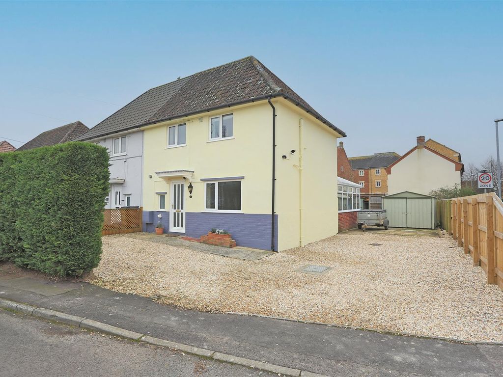 3 bed semi-detached house for sale in Steppes Crescent, Martock TA12, £269,950