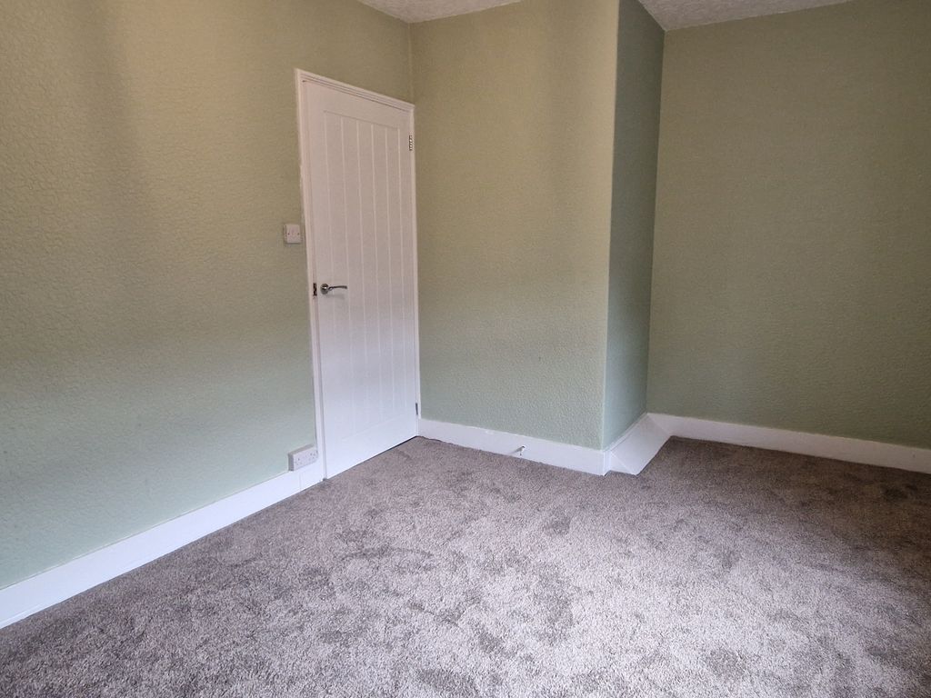 2 bed terraced house to rent in Erskine Terrace, Conwy LL32, £900 pcm