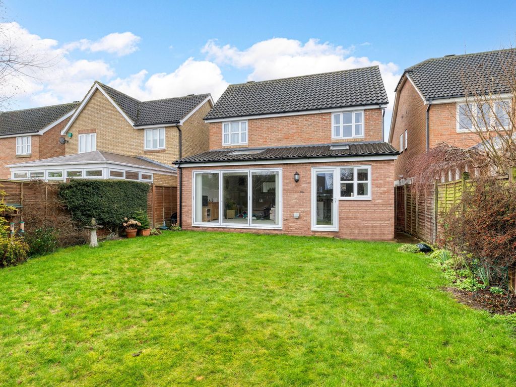 4 bed detached house for sale in Bannister Gardens, Royston SG8, £650,000
