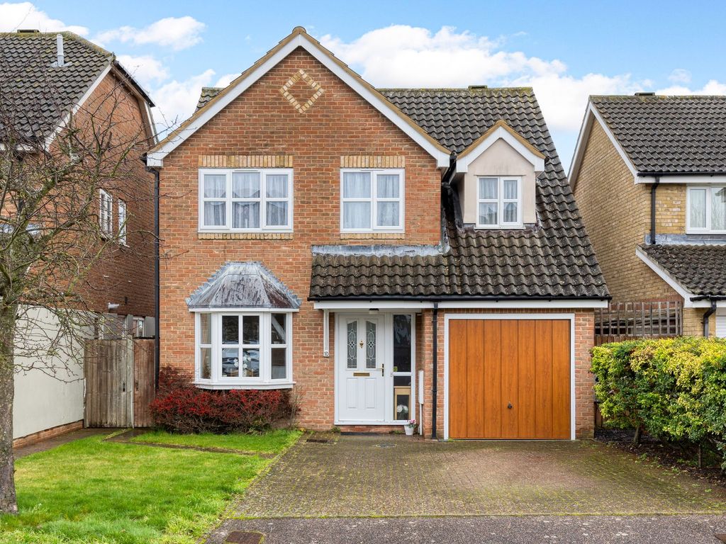 4 bed detached house for sale in Bannister Gardens, Royston SG8, £650,000