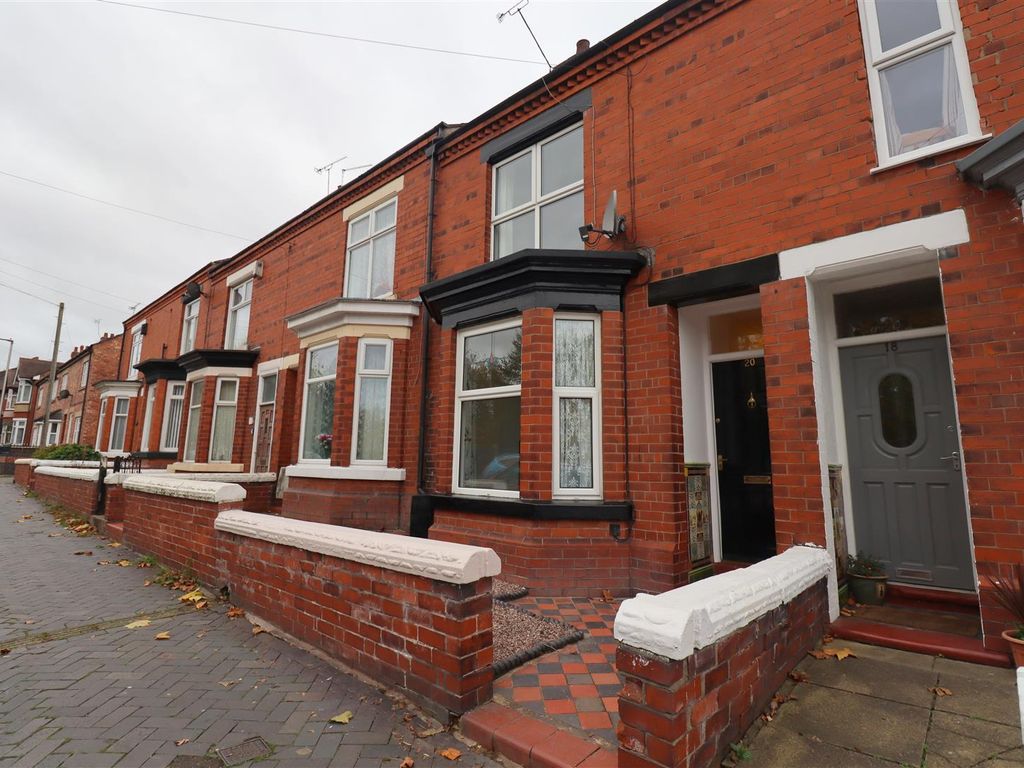 2 bed terraced house to rent in Denver Avenue, Crewe CW2, £700 pcm