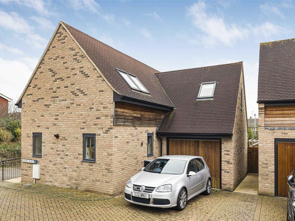 3 bed detached house for sale in Kinsey Place, Linton, Cambridge CB21, £535,000