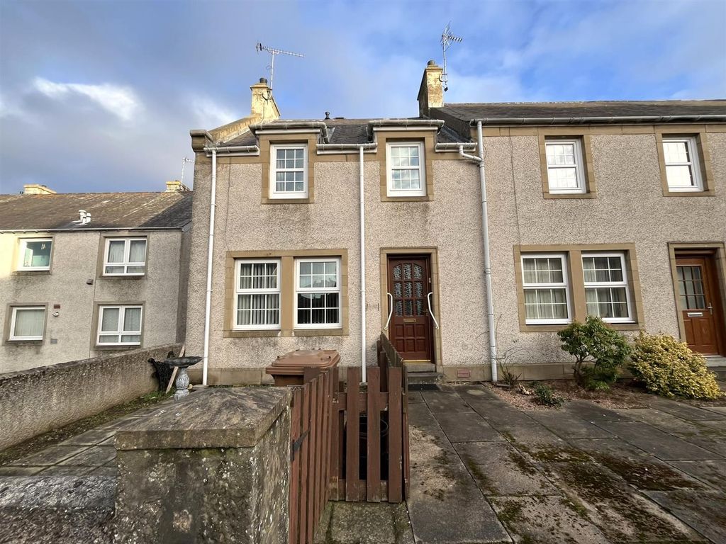 2 bed end terrace house for sale in Masonic Close, Elgin IV30, £100,000