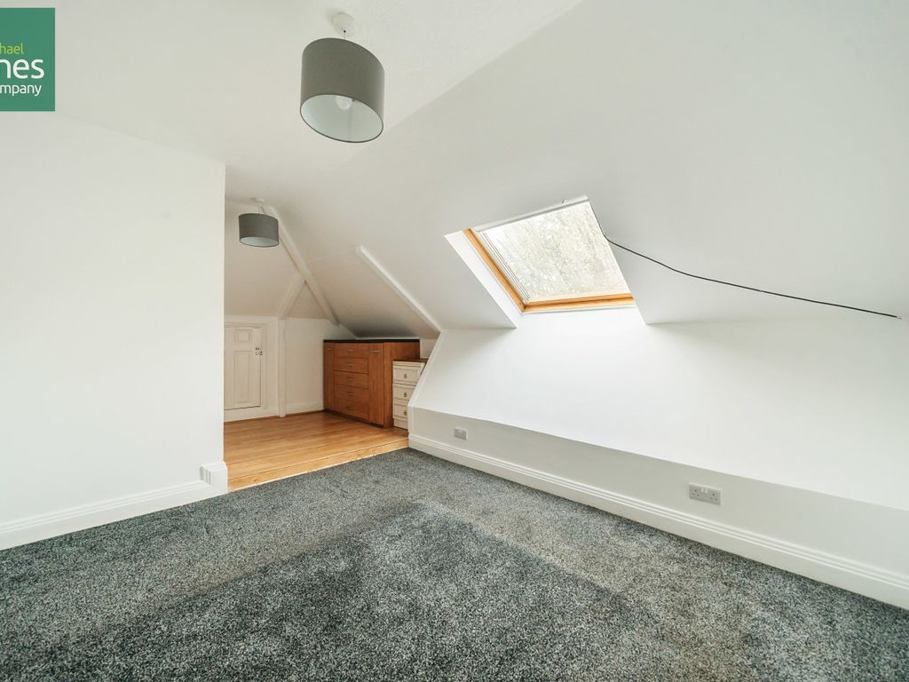 2 bed flat to rent in Sussex Street, Wick, Littlehampton, West Sussex BN17, £1,000 pcm