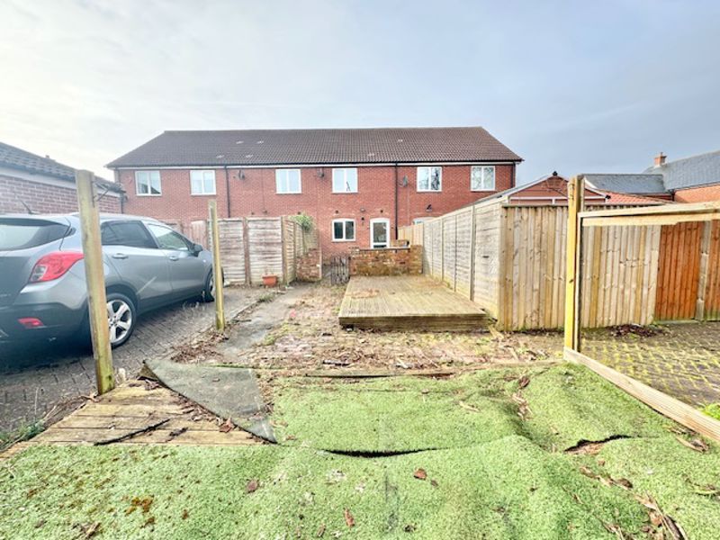 2 bed terraced house for sale in Fallowfield Road, Scartho, Grimsby DN33, £115,000