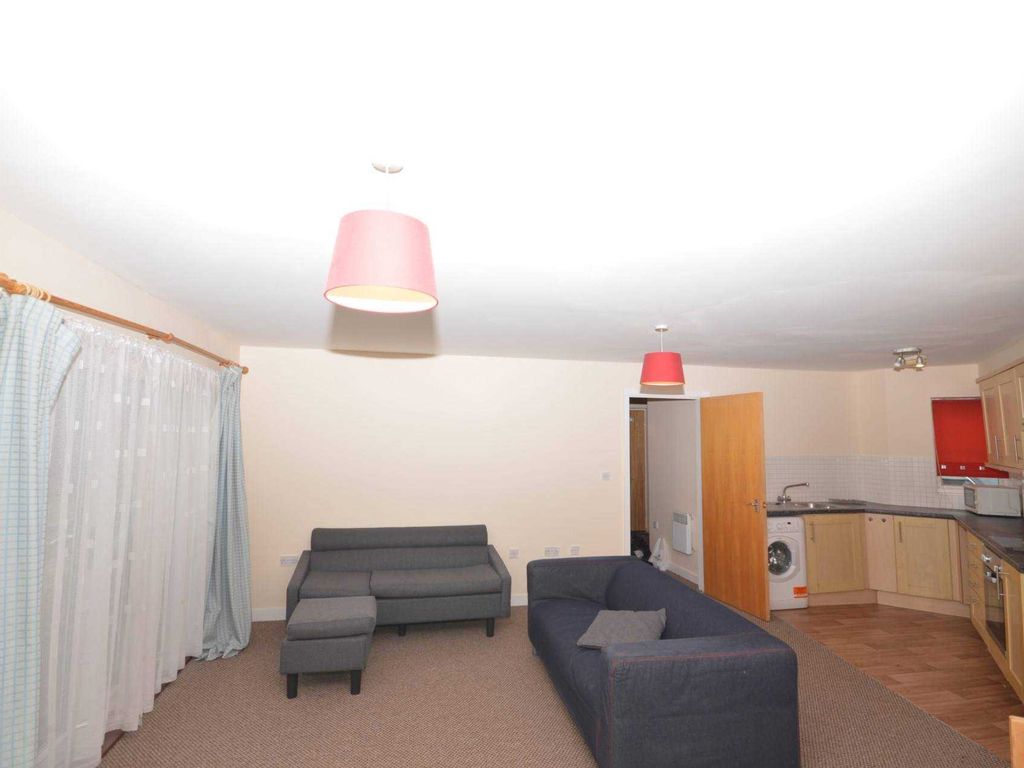 1 bed flat to rent in Foxglove Path, Riverside SE28, £1,196 pcm
