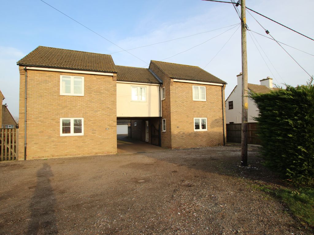 3 bed semi-detached house to rent in The Shade, Soham CB7, £1,200 pcm