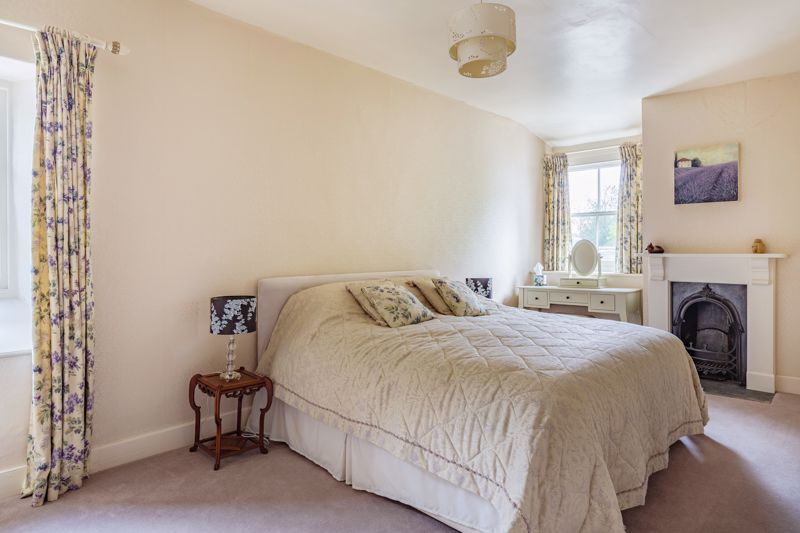 8 bed detached house to rent in Black Torrington, Beaworthy EX21, £4,000 pcm
