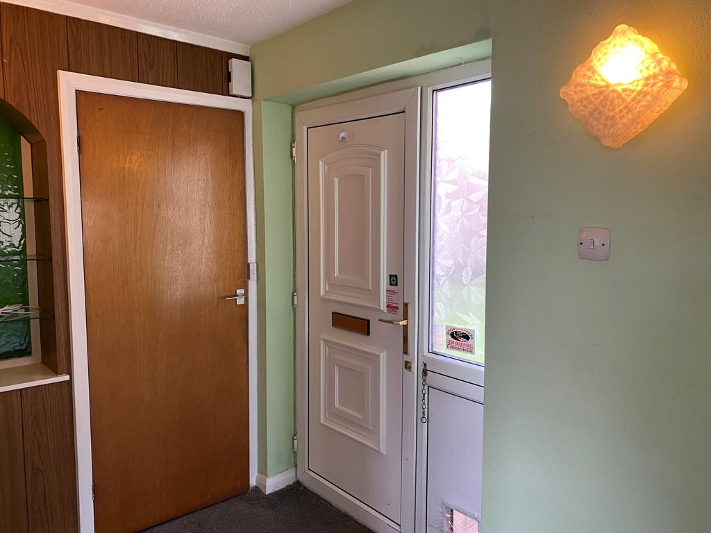 2 bed flat for sale in Sharley Fold, Longridge PR3, £99,950