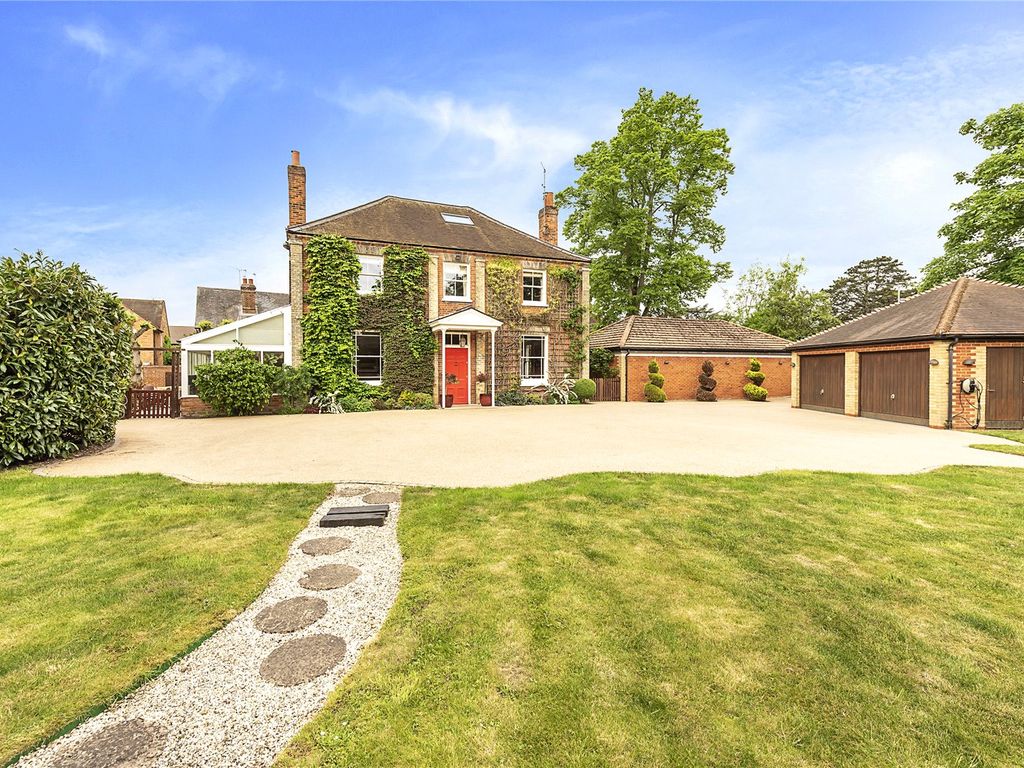 6 bed detached house for sale in London End, Beaconsfield HP9, £2,000,000