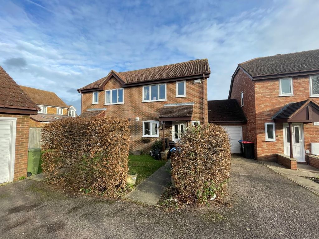 3 bed semi-detached house for sale in 21 Anding Close, Olney, Buckinghamshire MK46, £215,000