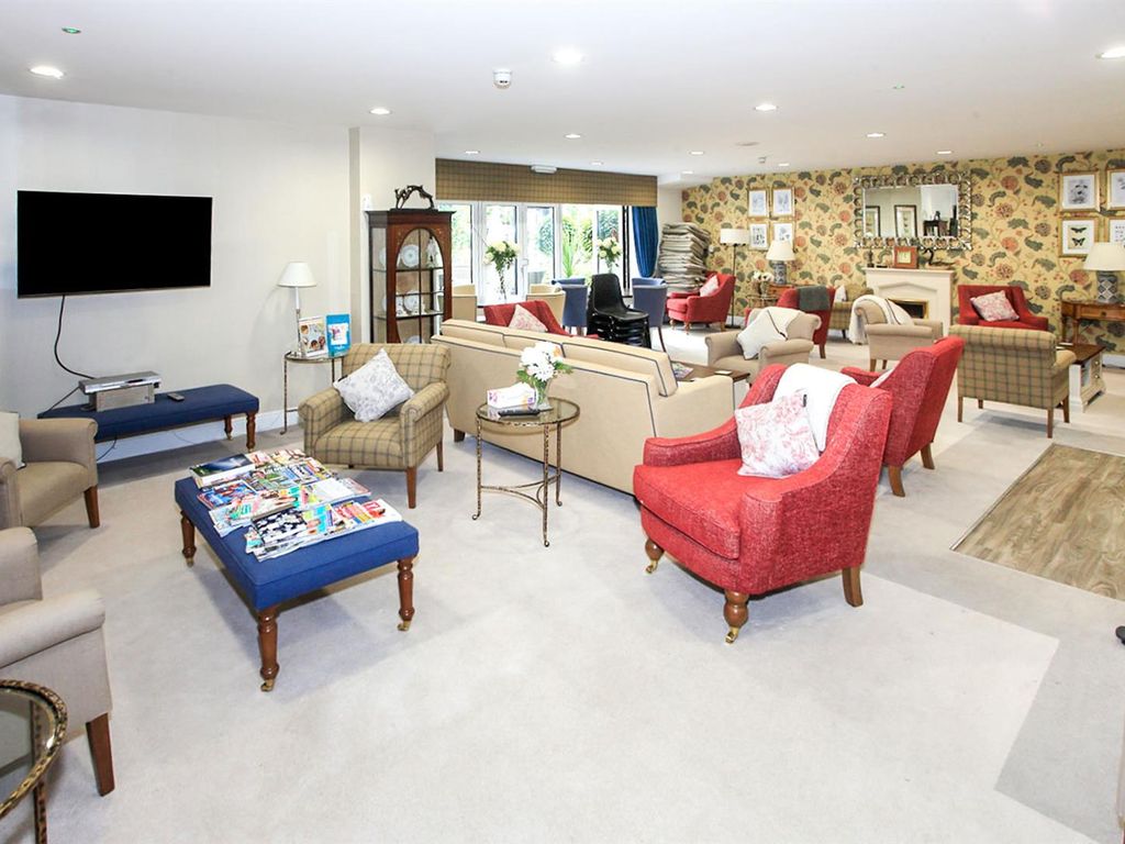 2 bed flat for sale in Stukeley Court, Barnack Road, Stamford PE9, £365,000