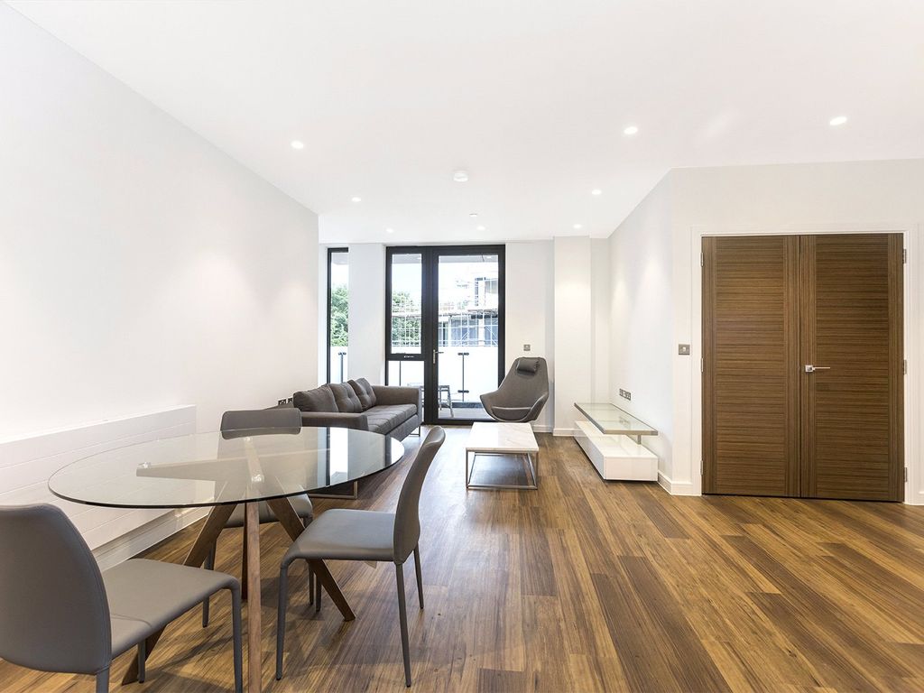 2 bed flat for sale in Sitka House, 20 Quebec Way, London SE16, £675,000