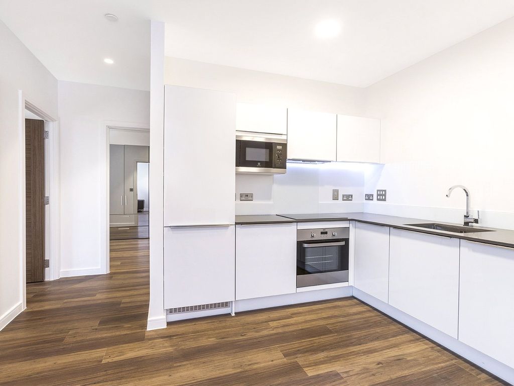 2 bed flat for sale in Sitka House, 20 Quebec Way, London SE16, £675,000