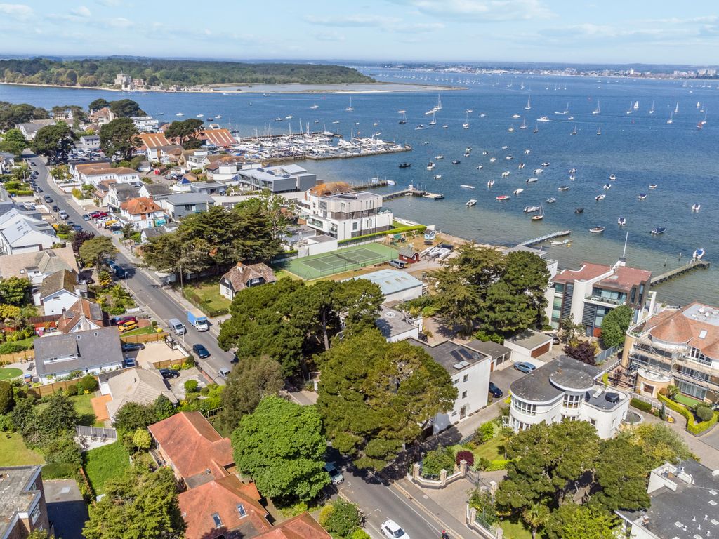 3 bed flat for sale in Panorama Road, Sandbanks, Poole, Dorset BH13, £1,150,000